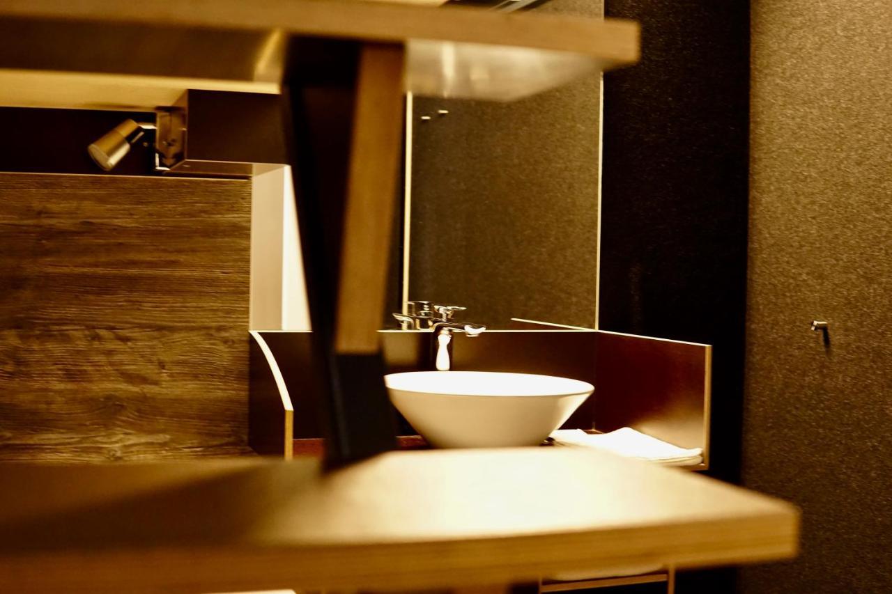Boxhotel Ганновер Экстерьер фото