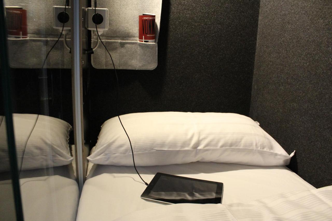 Boxhotel Ганновер Экстерьер фото