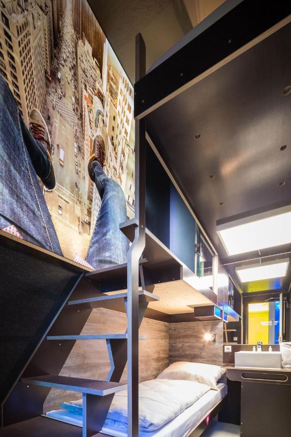 Boxhotel Ганновер Экстерьер фото